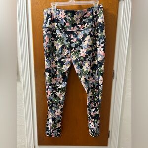 Vera Bradley Floral Print Leggings in Navy and Pink
